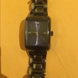 Women’s GUESS watch